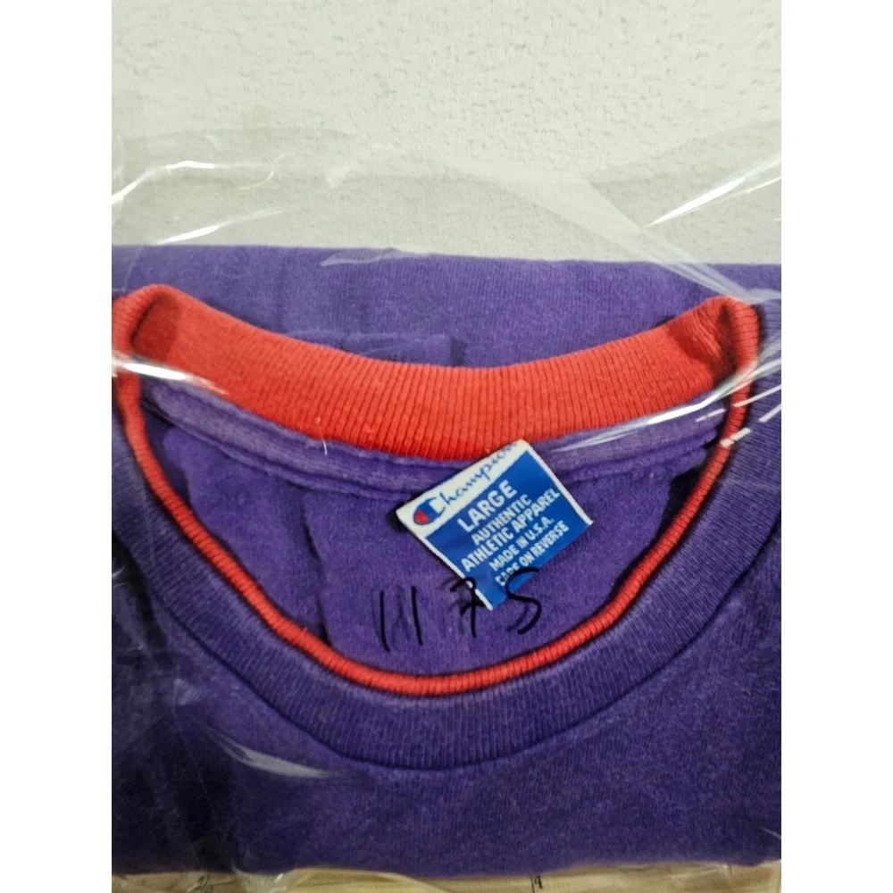 Vintage Champion T Shirt Mens Large Purple Red Script Logo Made in USA 90s - Picture 10 of 10